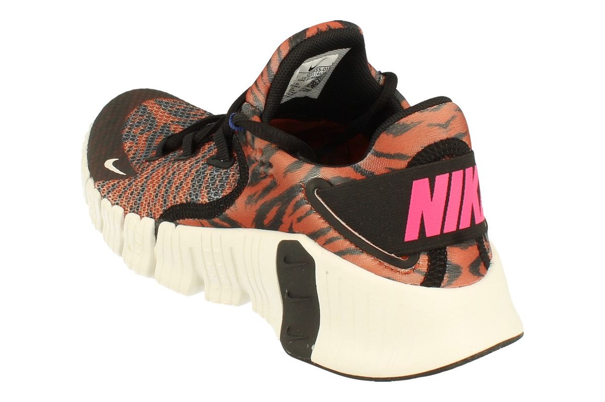 Cross-Trainingschuhe mit Tiermuster