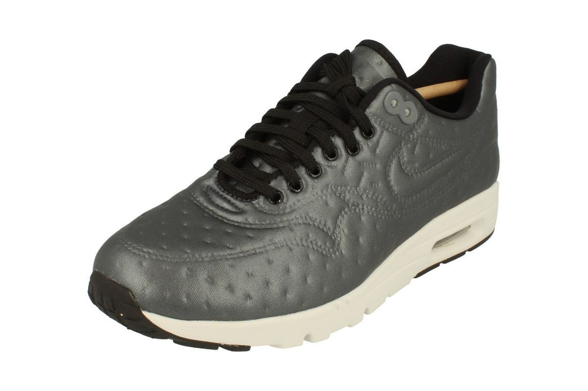 Sneaker mit geprägter Straußenleder-Optik