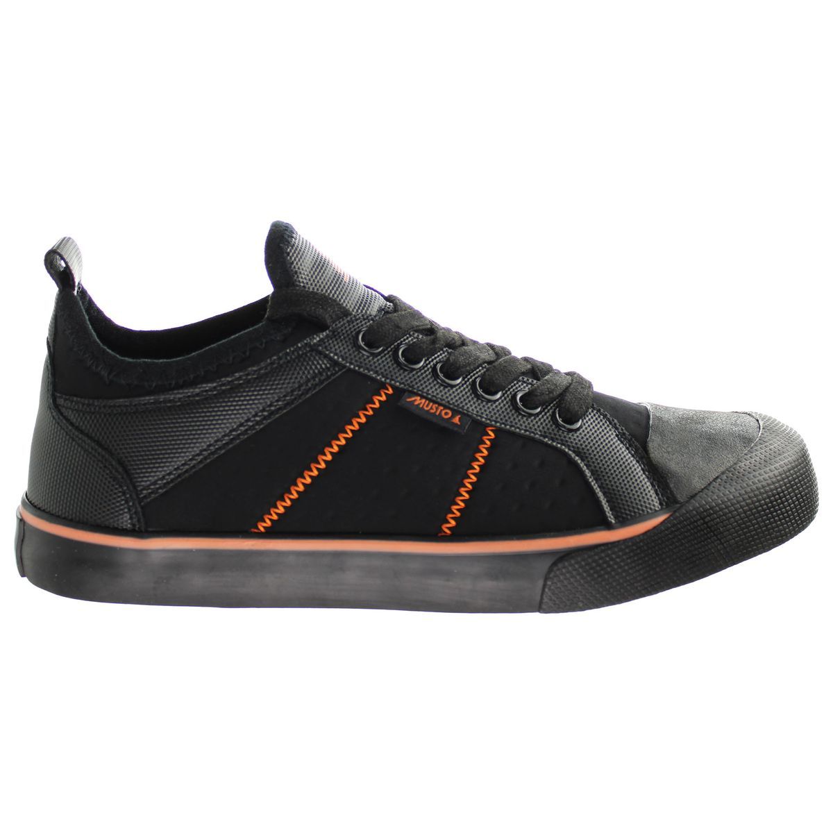 Flache Segeltuch-Decksneakers