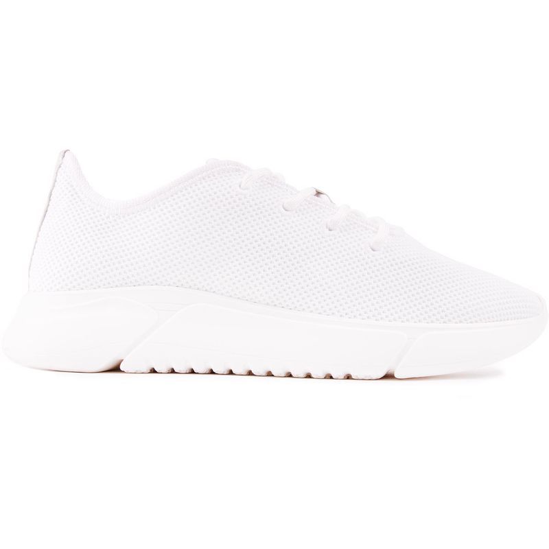 Minimalistischer weißer Laufschuh aus Strick
