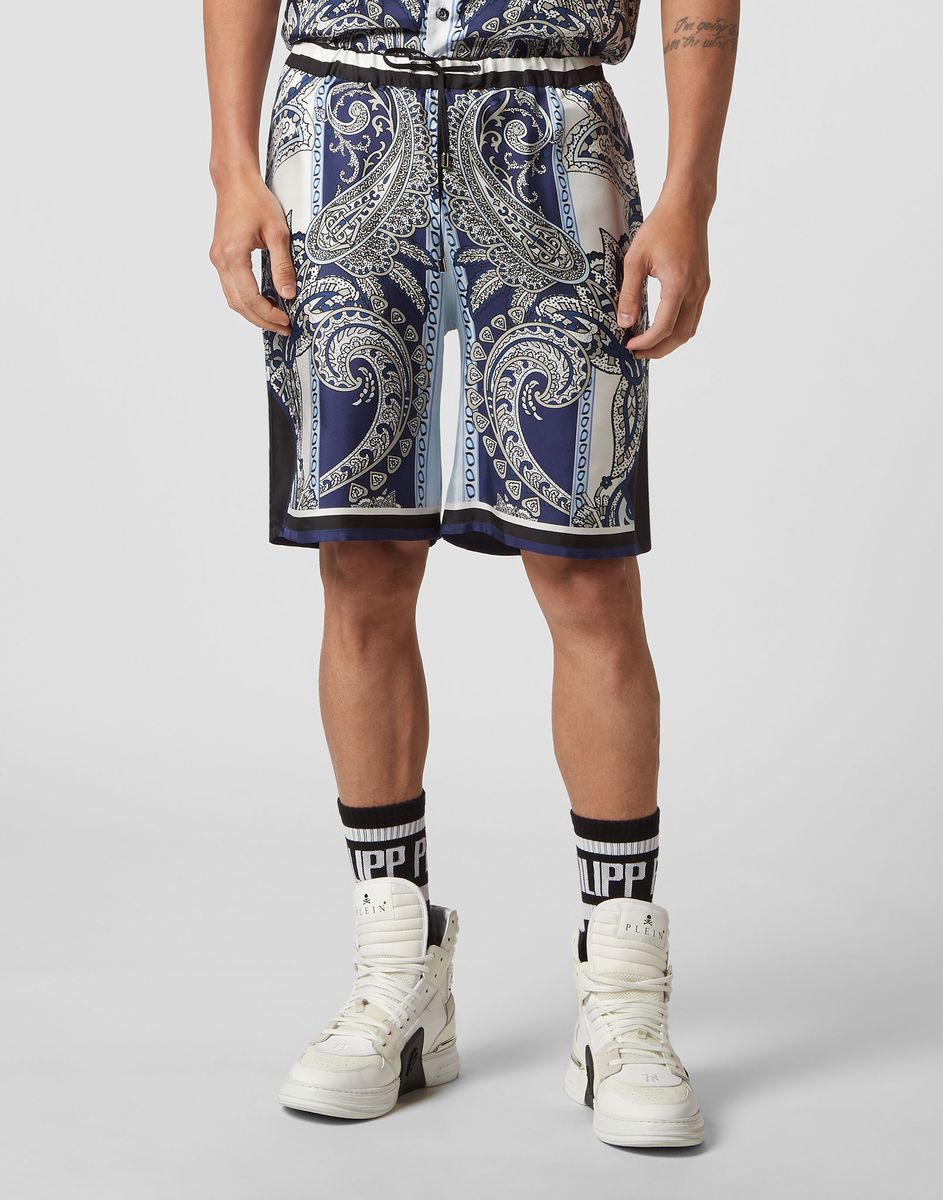 Schwarz-Weiße Shorts mit Paisley-Muster