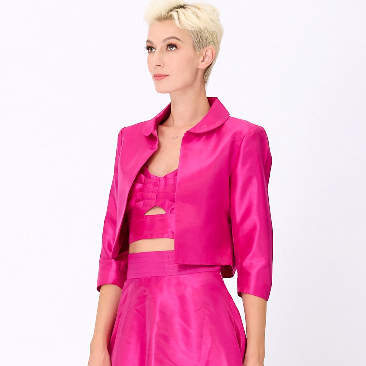 Minimalistischer Taft-Crop-Bolero