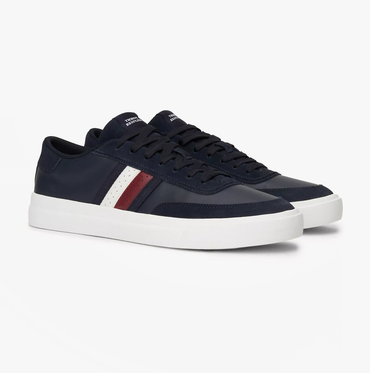 Low-Top Leder-Sneaker mit Streifen