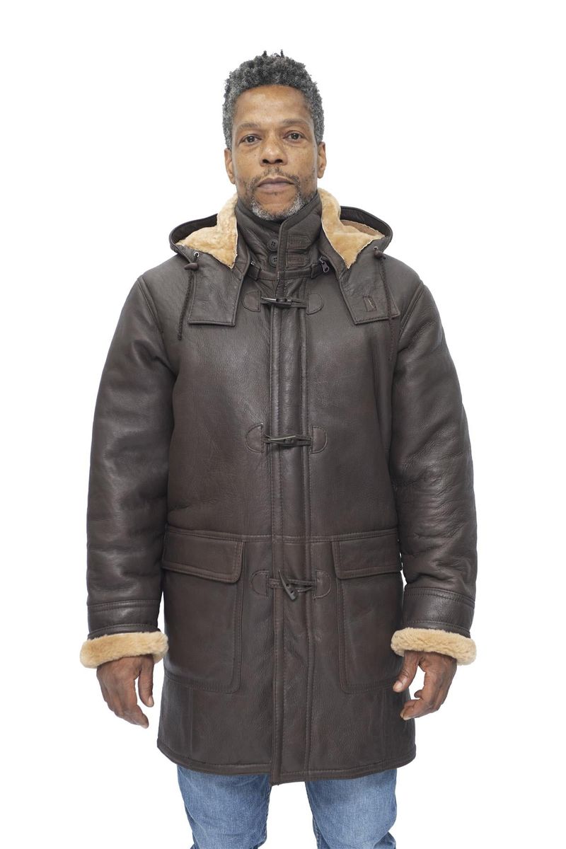 Herren Dufflecoat aus Shearling mit Kapuze
