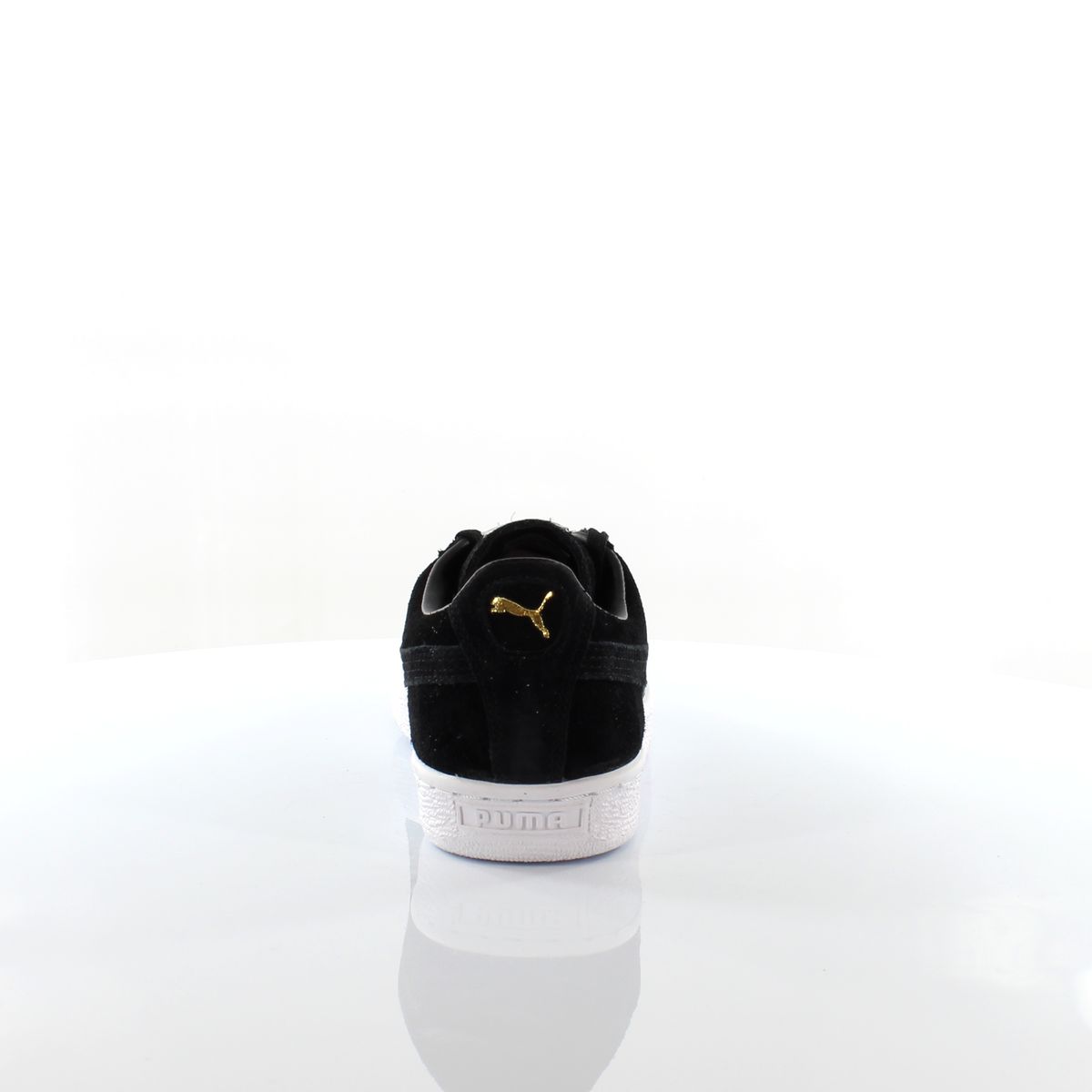 Ikonische Wildleder Low-Top Sneaker