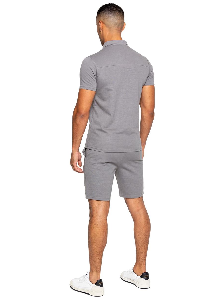Set aus Polo und Shorts