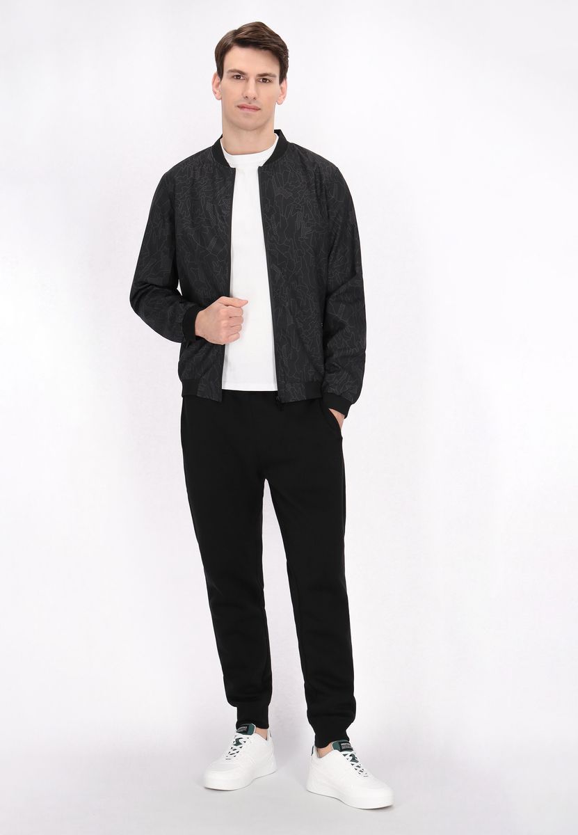 Bomberjacke mit geometrischem Muster