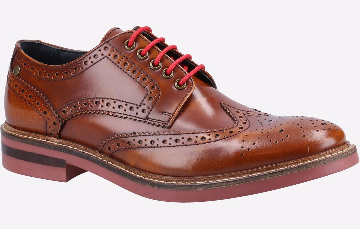 Moderne Budapester Derby-Schuhe