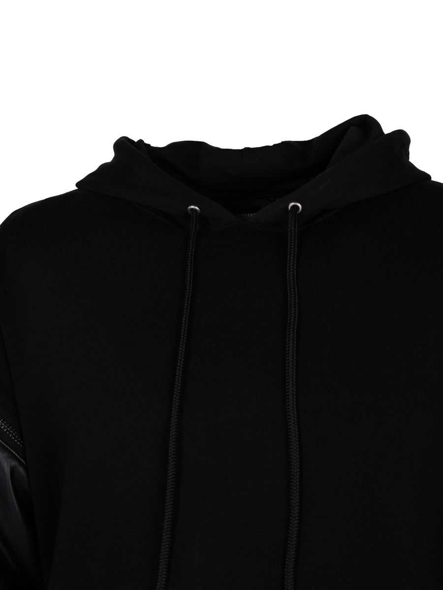 Hoodie mit abnehmbaren Ärmeln