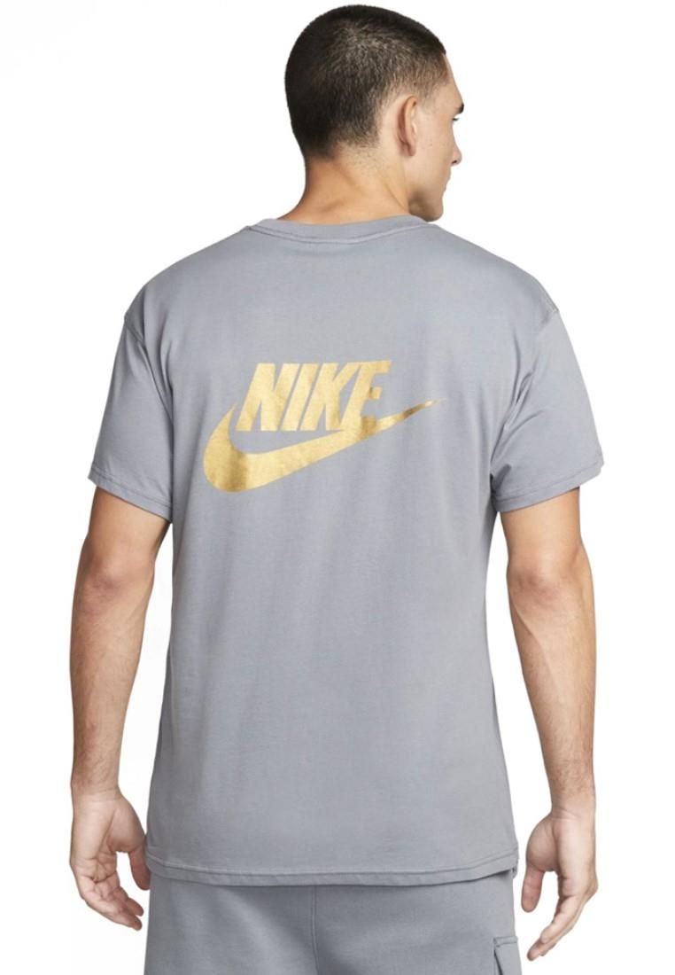 T-Shirt mit mehrfachem Grafik-Logo