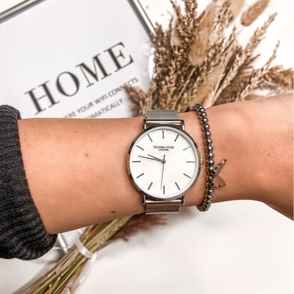 Minimalistische Mesh-Armbanduhr