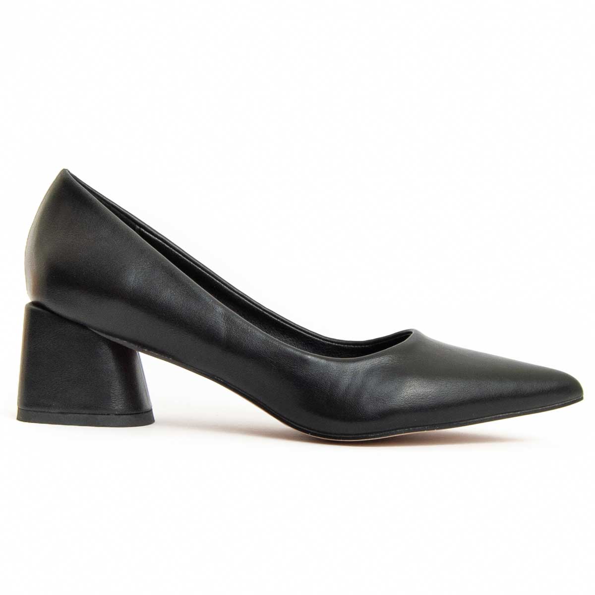 Klassische spitze Pumps aus Leder