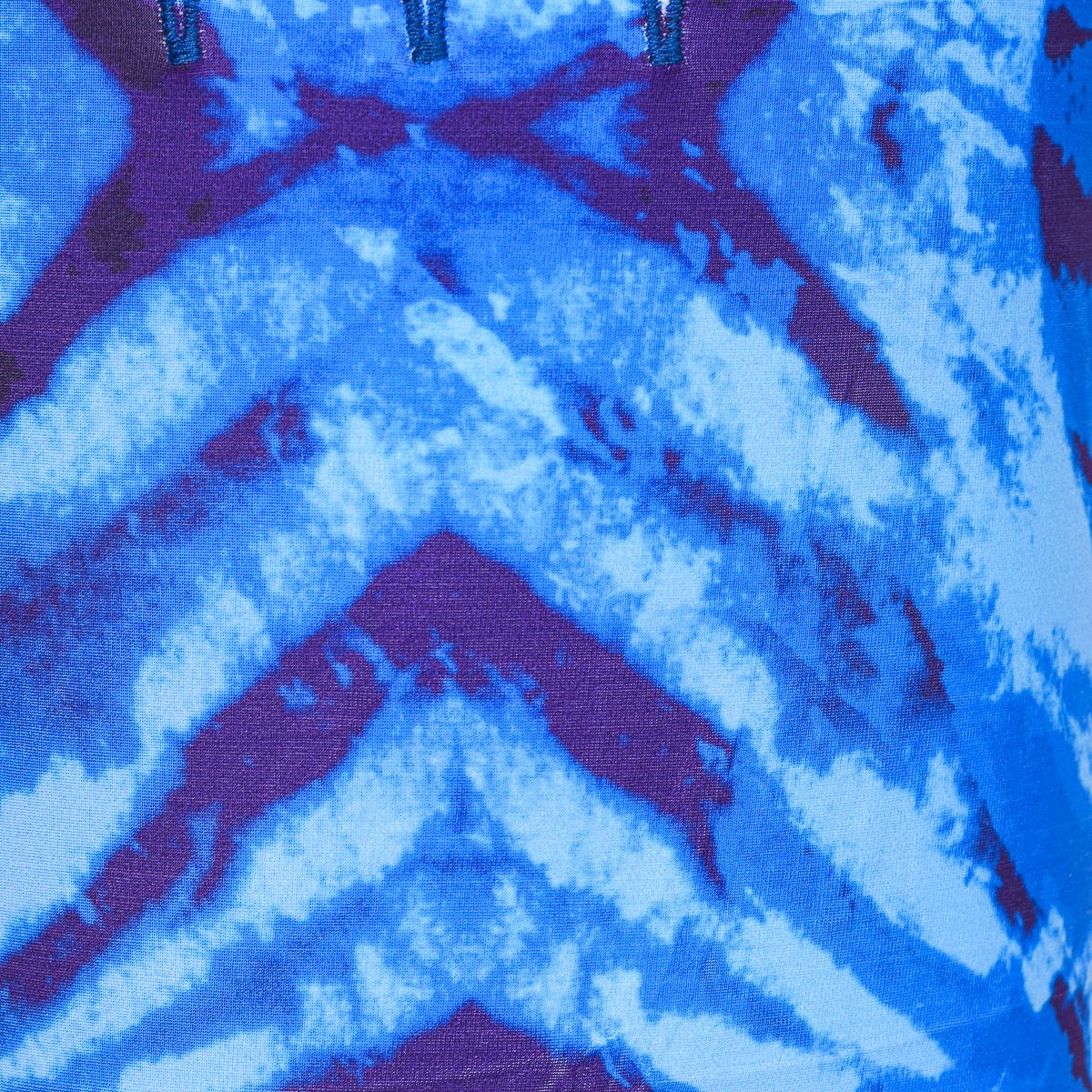 Thermischer Schlauchschal mit Batikmuster
