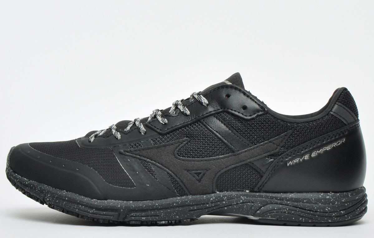 Mizuno Wave Emperor Tech Laufschuh