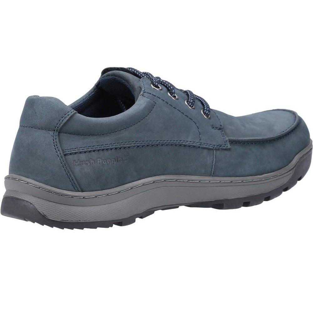 Klassische marineblaue Leder-Mokassins