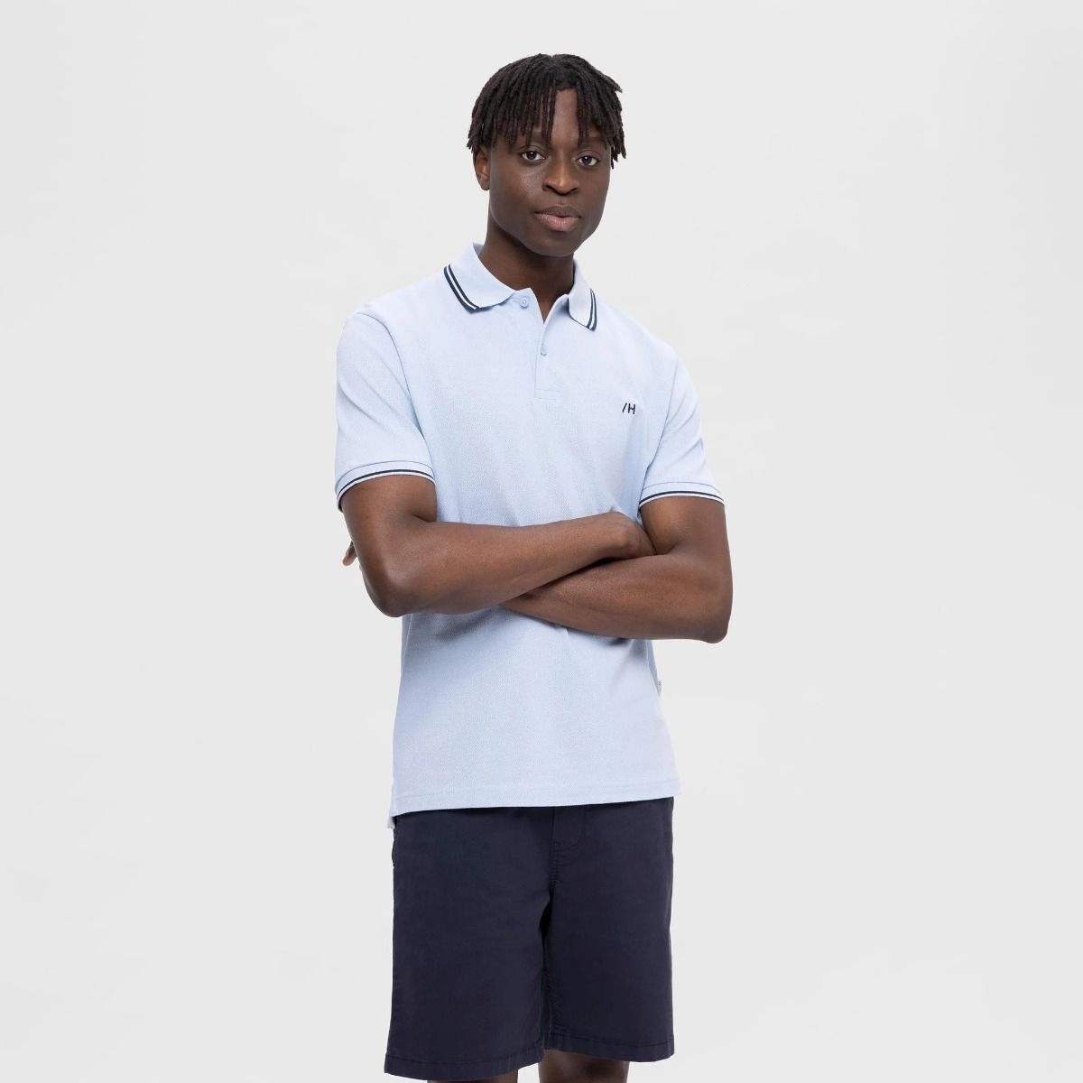 Klassisches Piqué-Poloshirt mit Kontraststreifen
