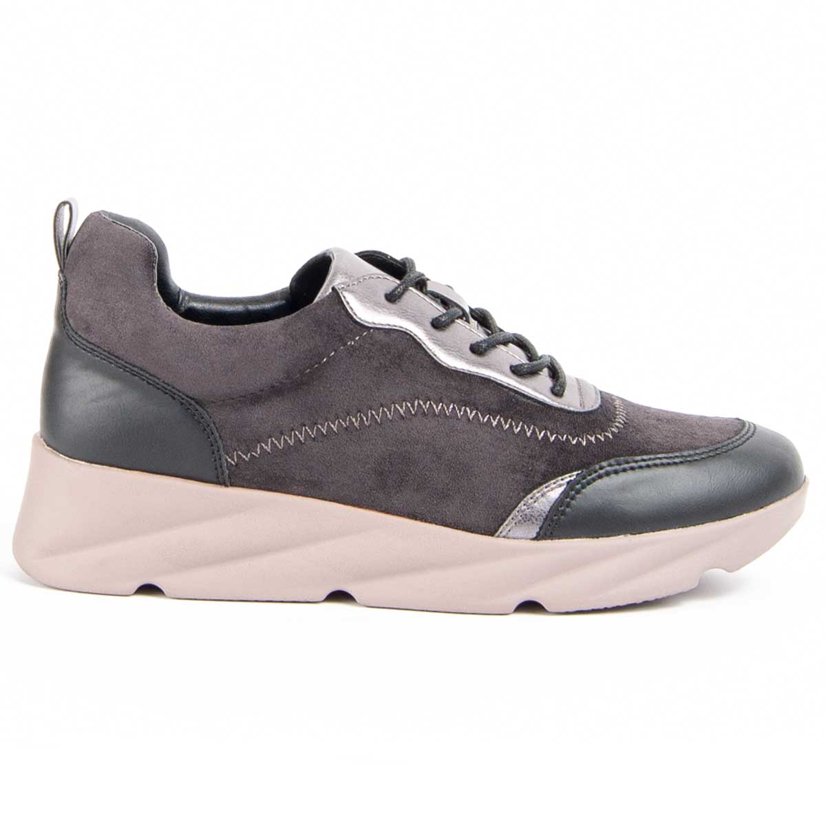 Lässige Keilsneaker mit Materialmix