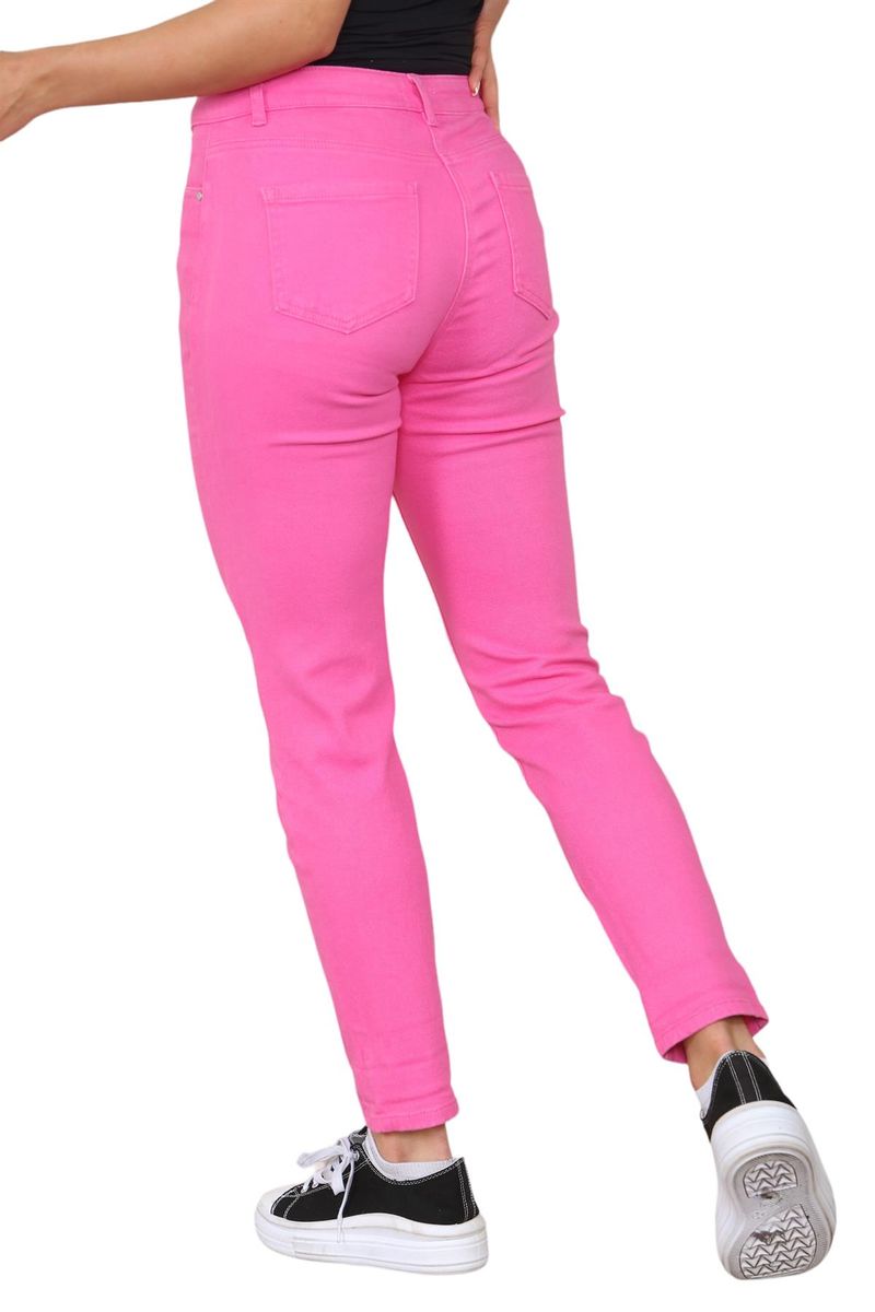 Hochtaillierte Karottenjeans im Mom-Stil
