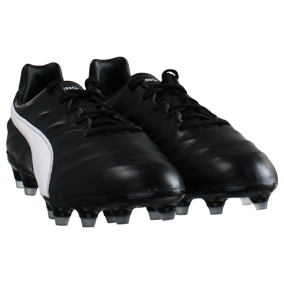 Professionelle Fußballschuhe für festen Rasen