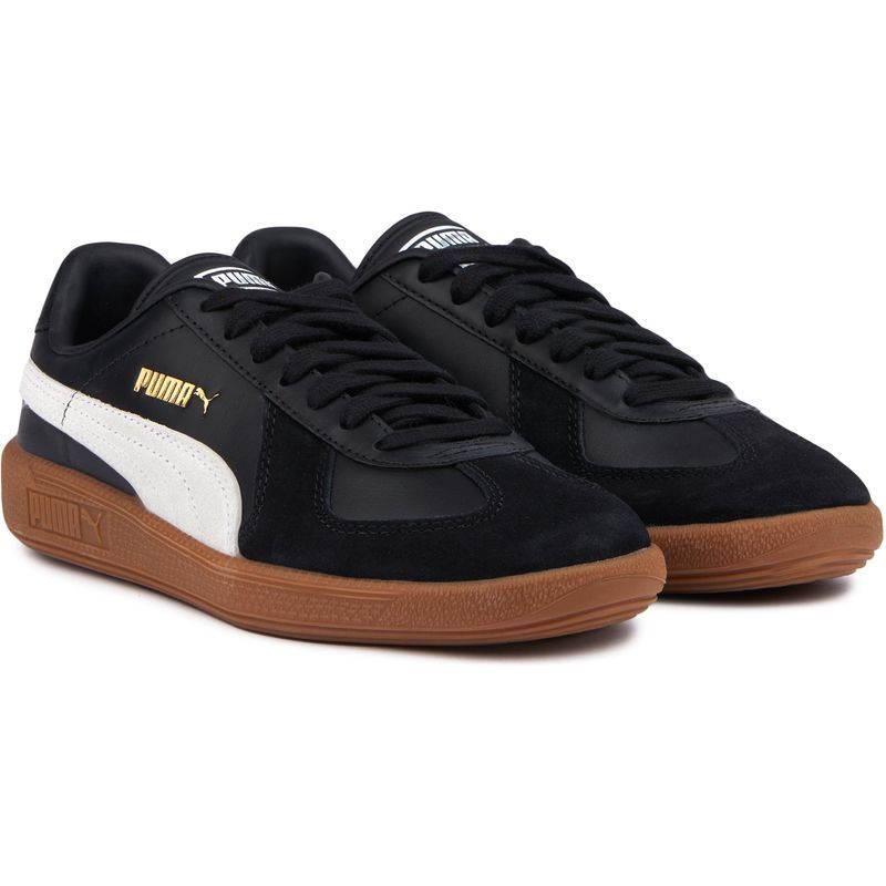 Retro-Sneaker aus Wildleder