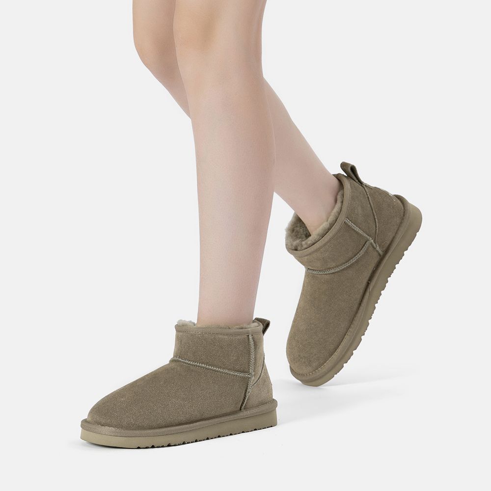 Ultra Mini-Wildlederstiefel mit Lammfell
