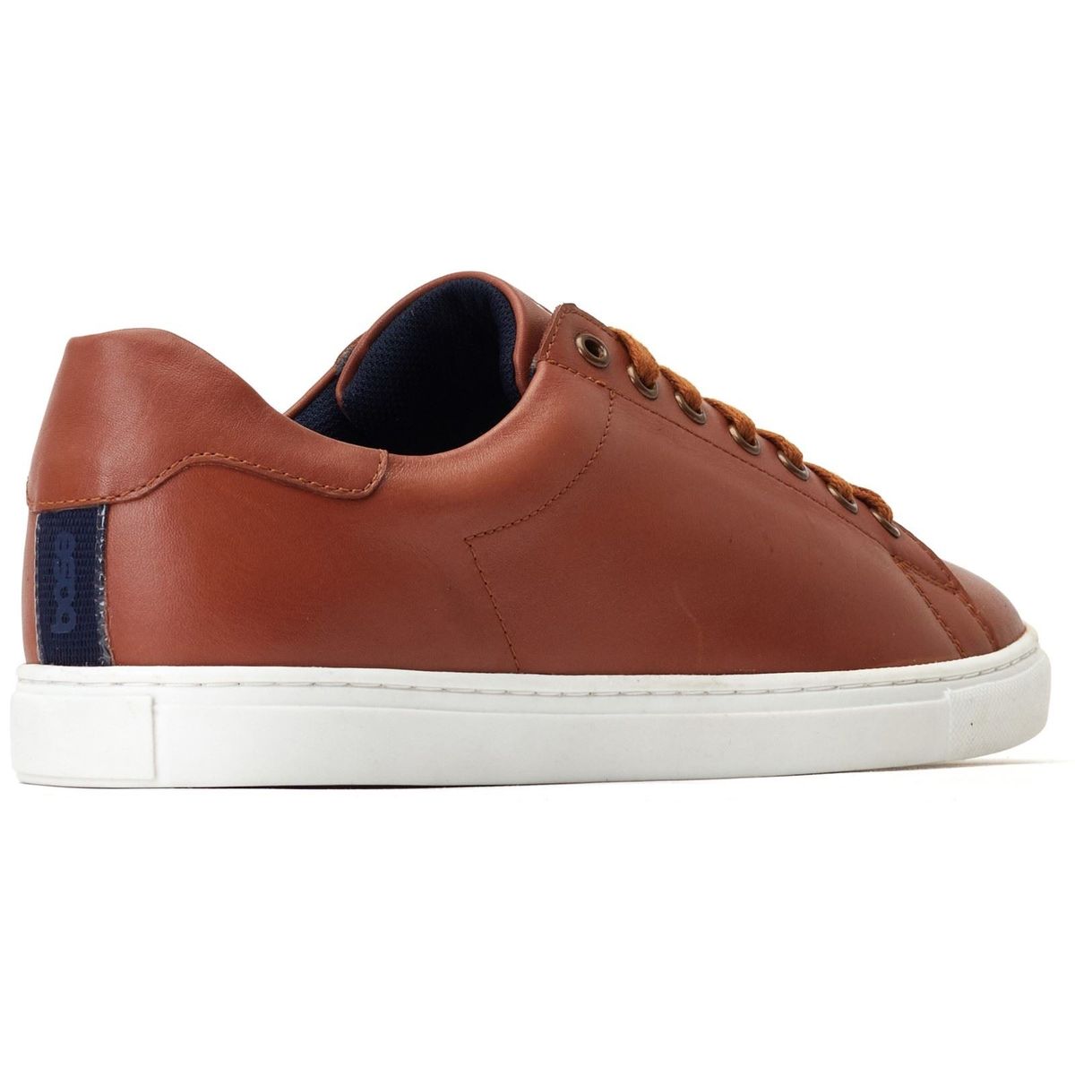 Klassische Low-Top Ledersneaker