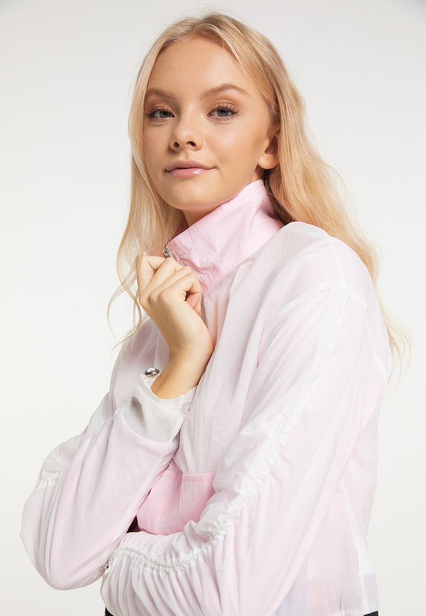 Transparente, verkürzte Windjacke zum Überziehen