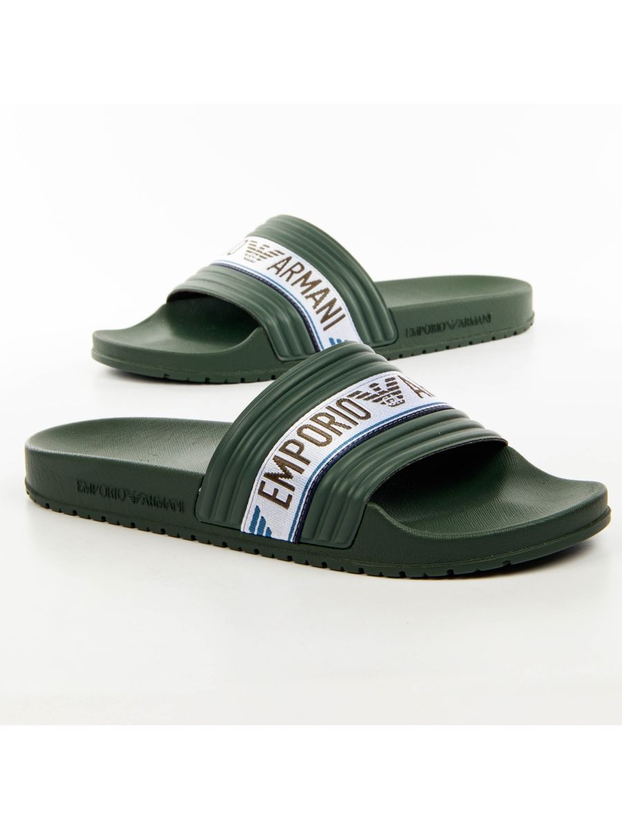 Sandalen mit Adler-Logo
