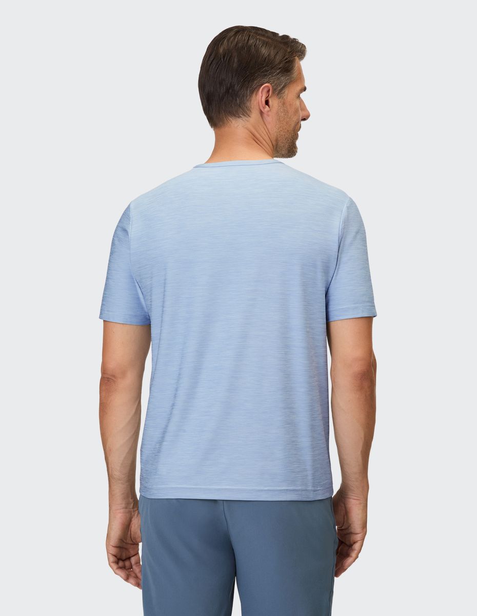 Hellblaues Rundhals-T-Shirt