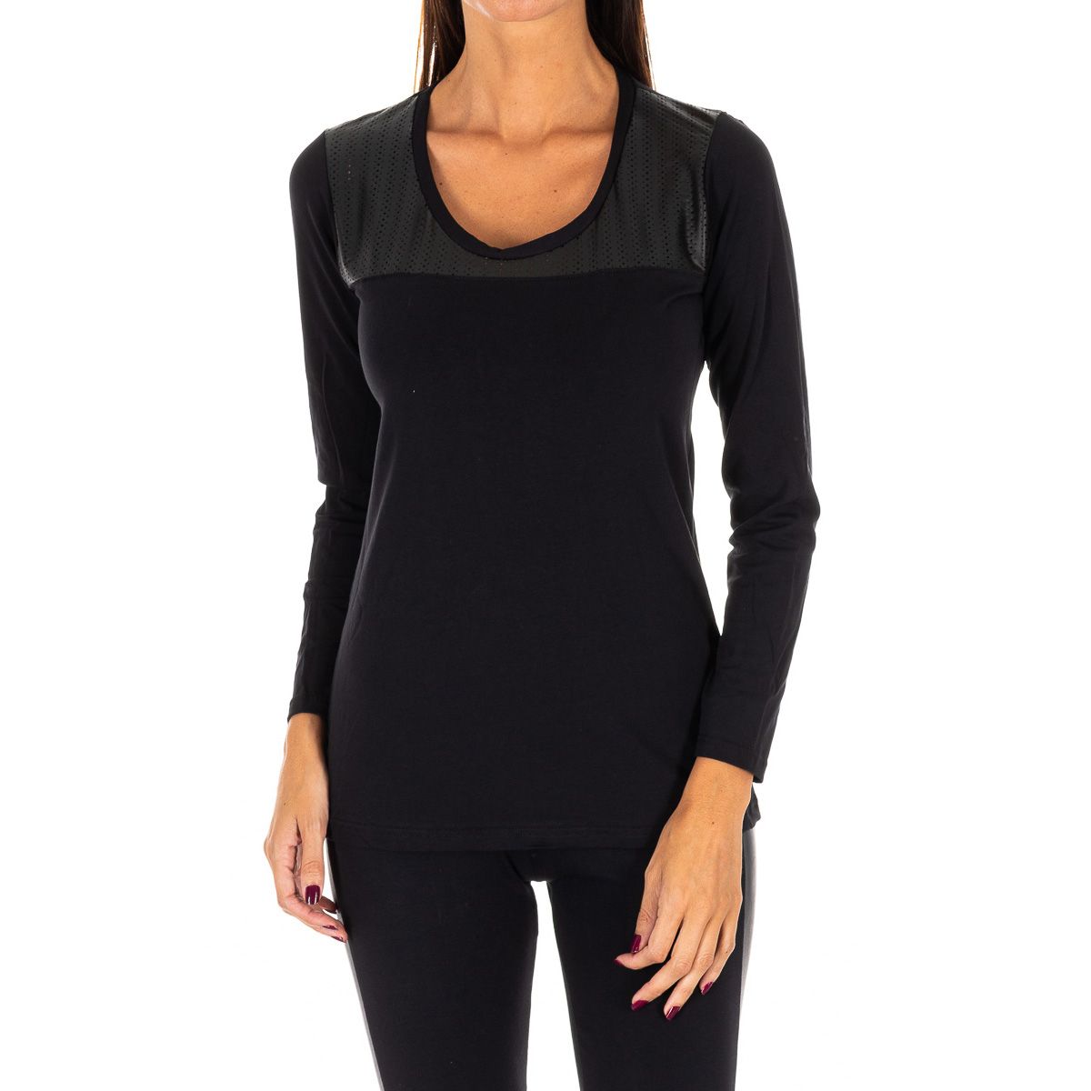 Langarmshirt mit perforierter Passe