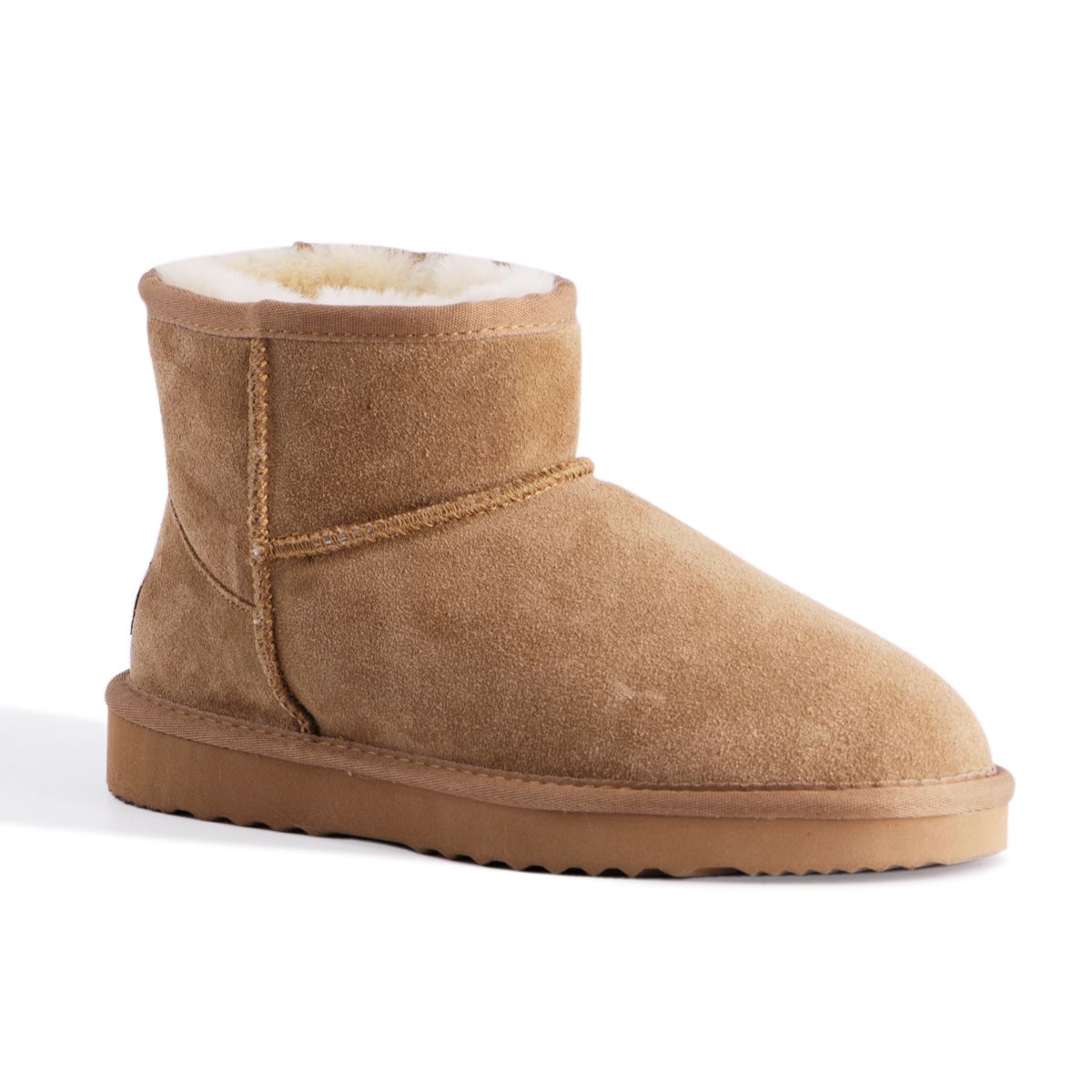 Kurze Stiefeletten aus Wildleder mit Schaffellfutter