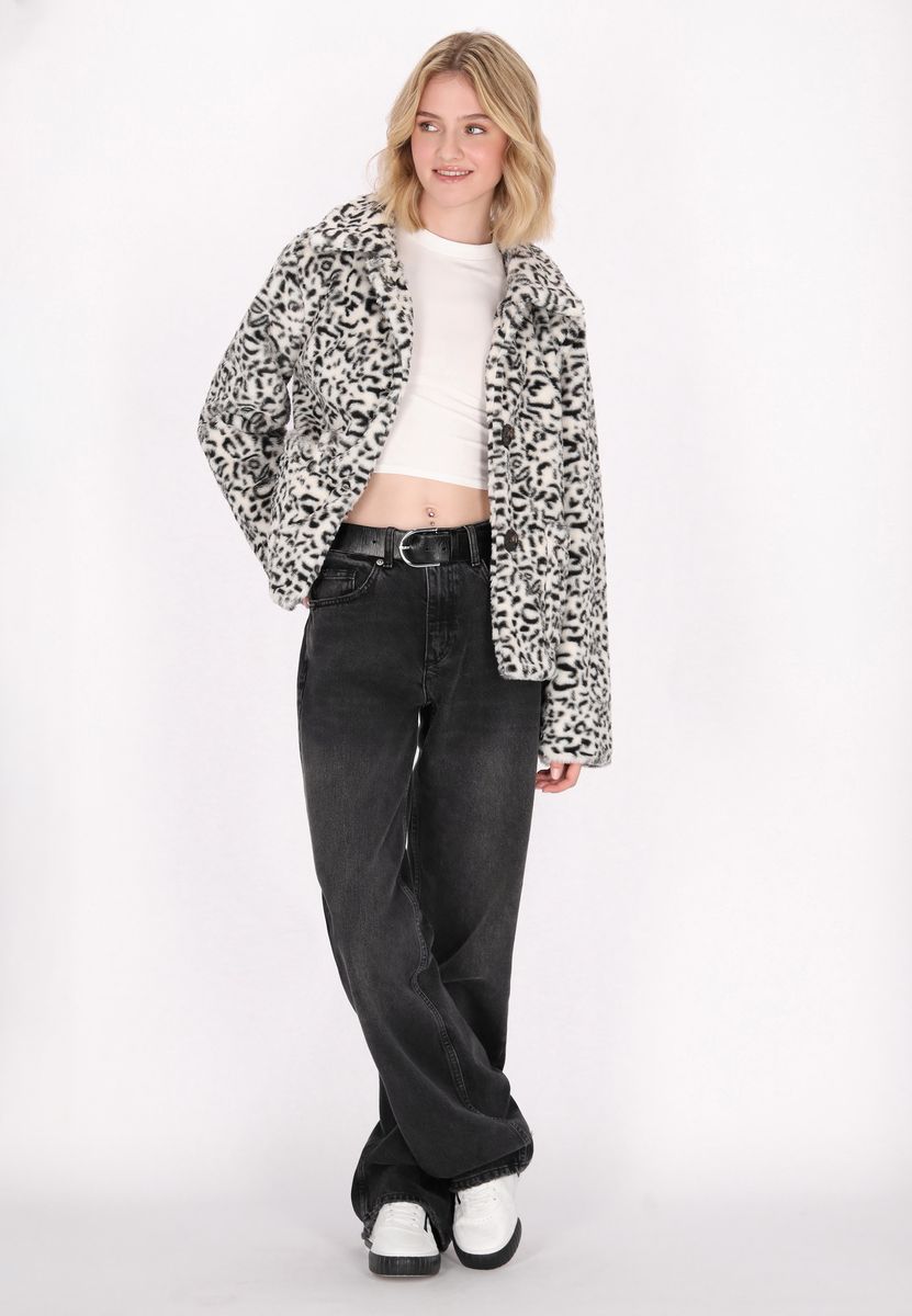 Pelzjacke mit Leopardenmuster