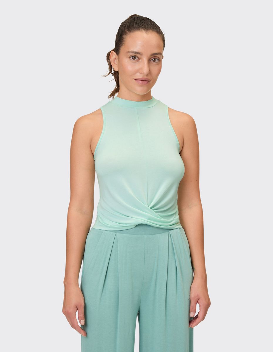 Enges aktives Tanktop für Damen