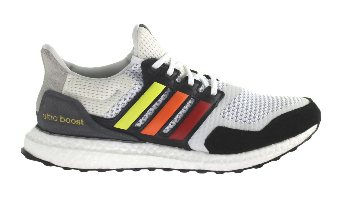 Ultraboost S&L Pride Trainer