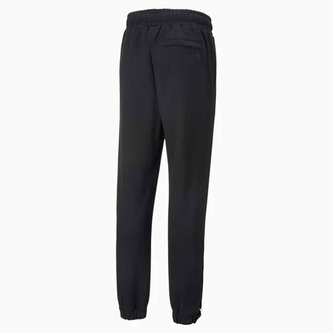 Kollaborative Jogginghose im Relaxed Fit