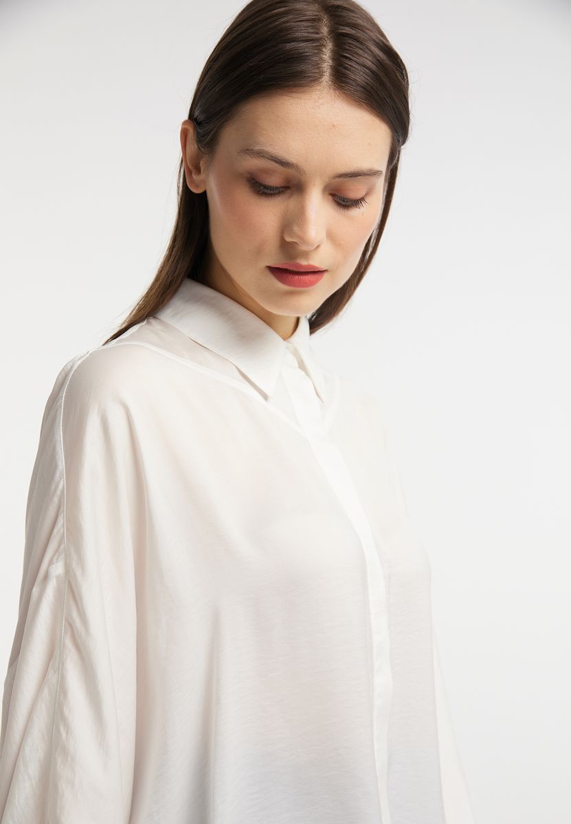 Oversized Satin-Bluse mit Fledermausärmeln