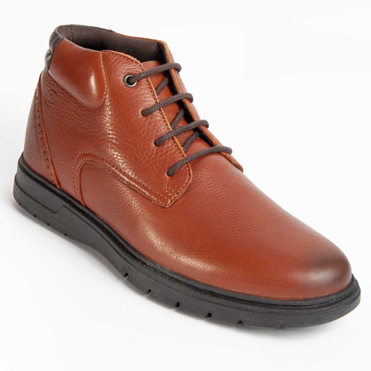 Klassische Chukka-Stiefel aus Narbenleder