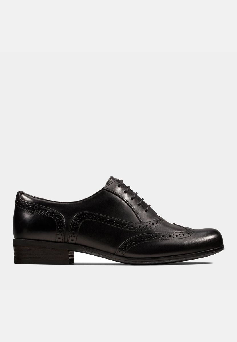 Klassischer Wingtip Oxford Lederschuh