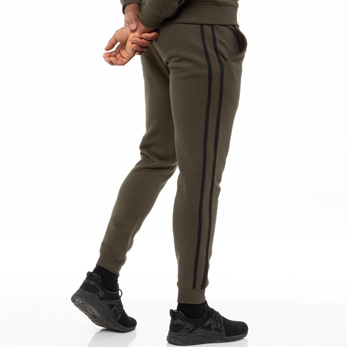 Taperte Jogginghose mit Seitenstreifen