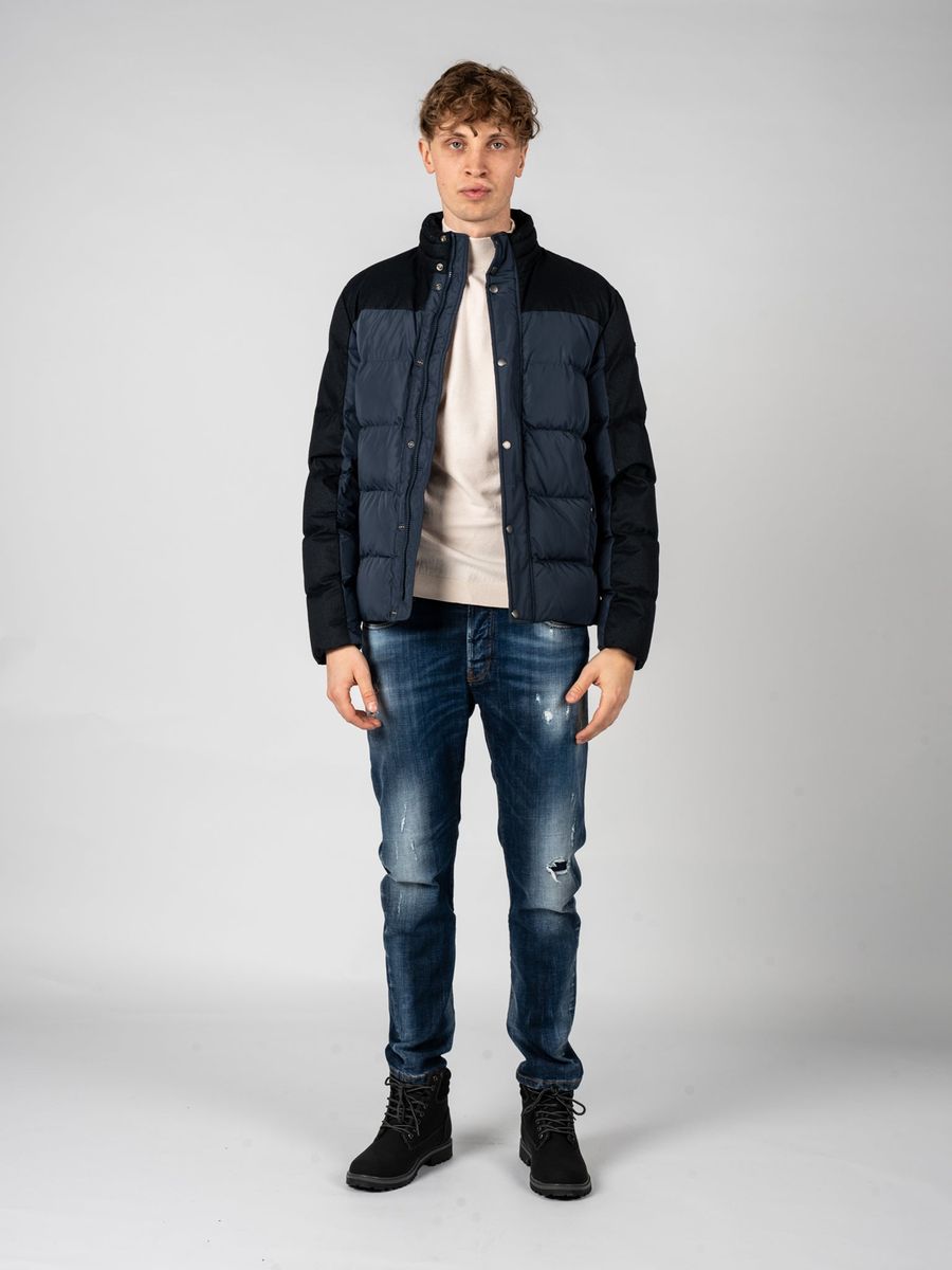 Gesteppte Pufferjacke aus Materialmix