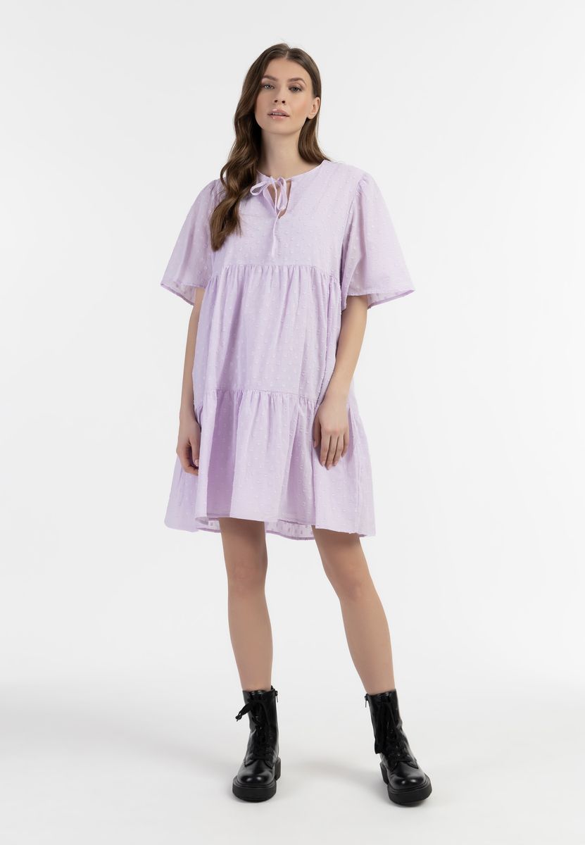 Gestuftes Hängerkleid mit Punktmuster