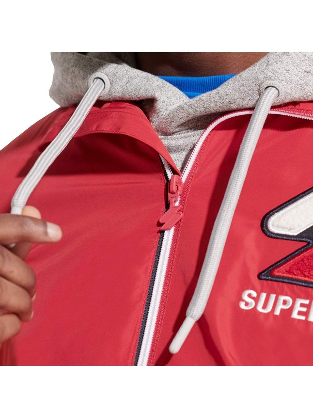 Sportliche leichte Track-Jacke mit Reißverschluss
