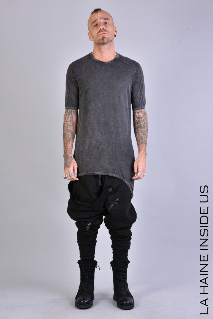 T-Shirt mit asymmetrischem Saum