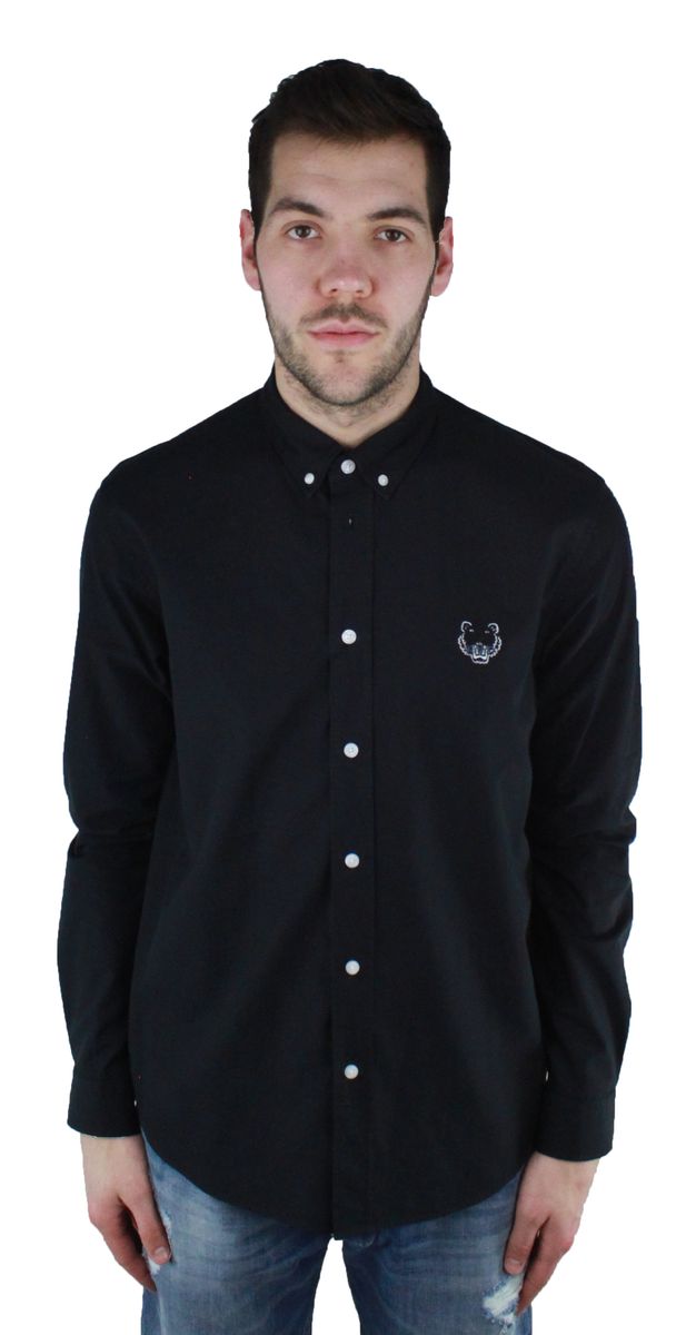 Schwarzes Langarm-Button-Down-Hemd