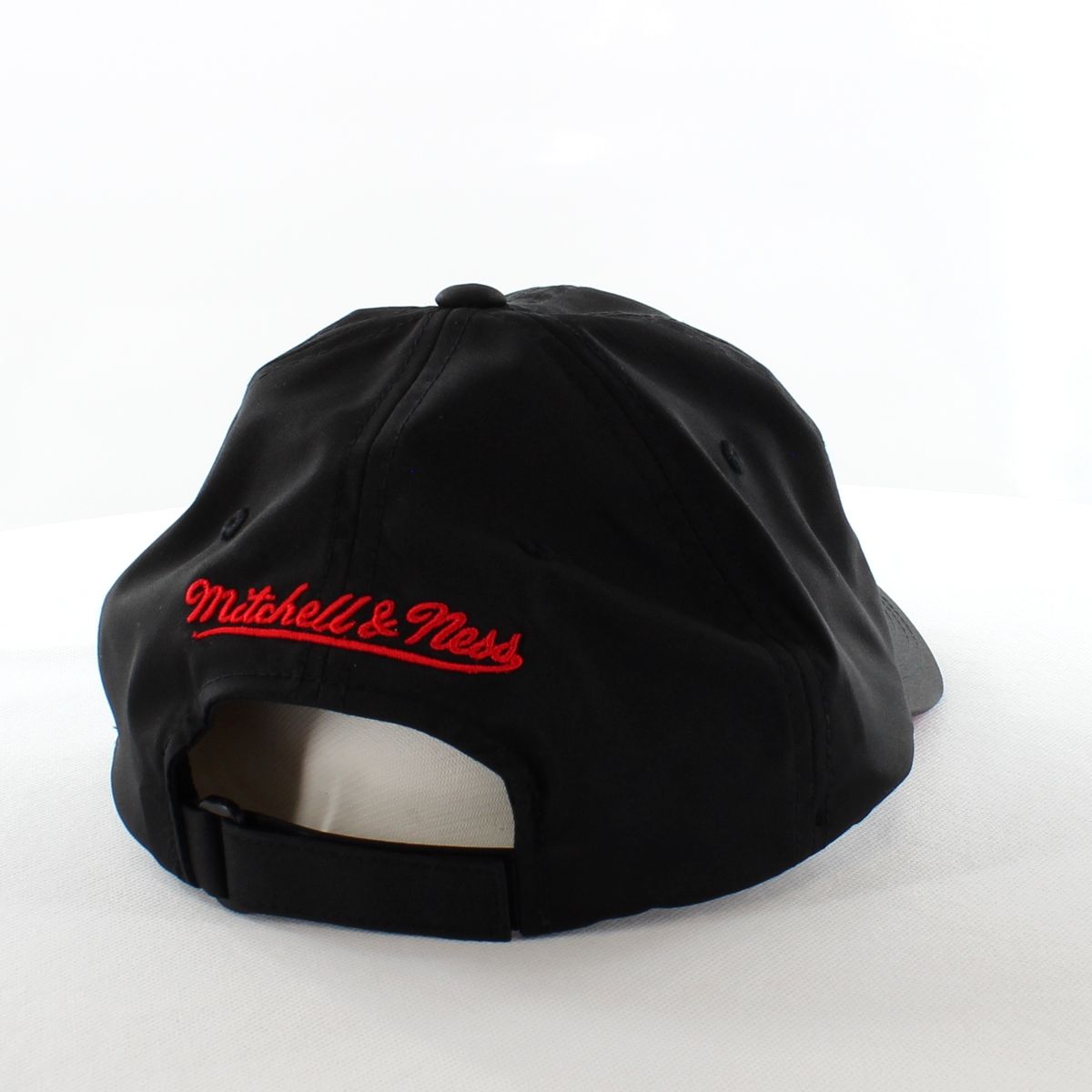 NBA Chicago Bulls Logo Cap