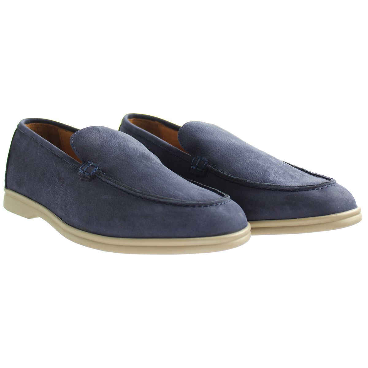 Klassische Slipper aus Wildleder