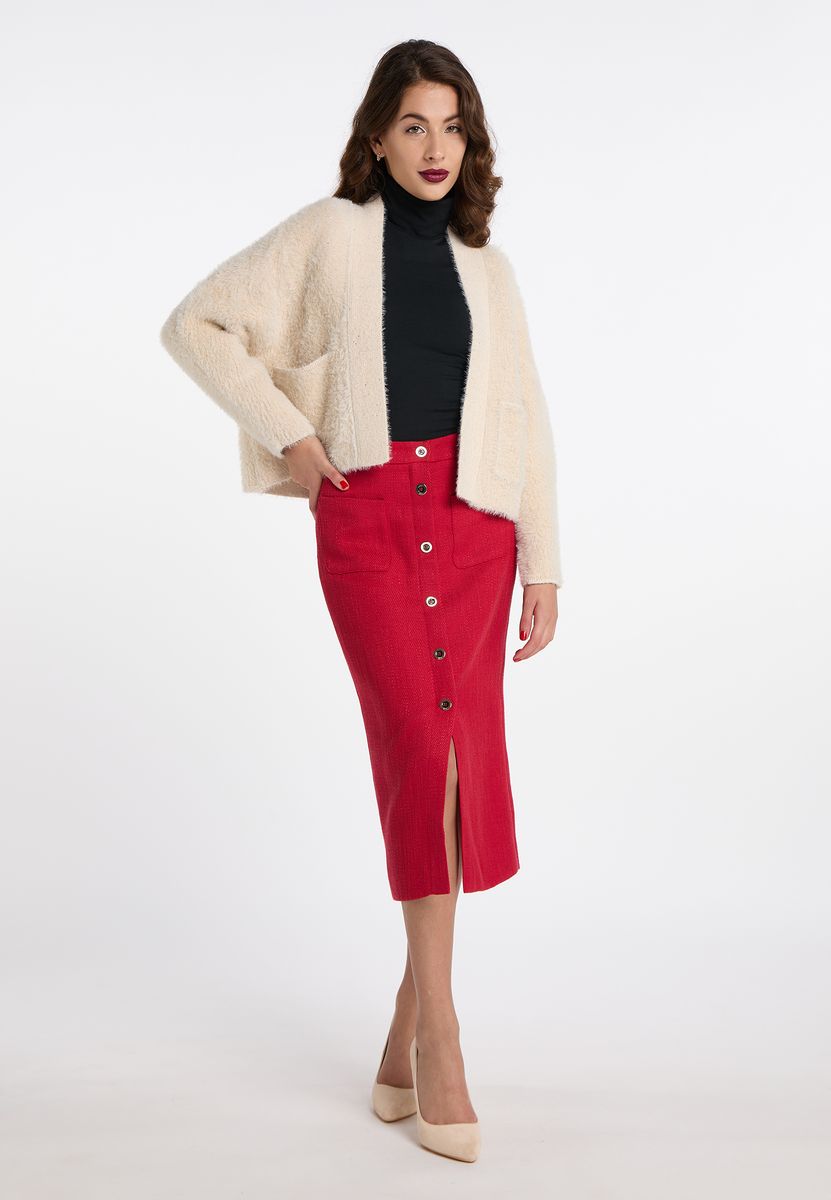 Kurze, flauschige Strickjacke mit Taschen