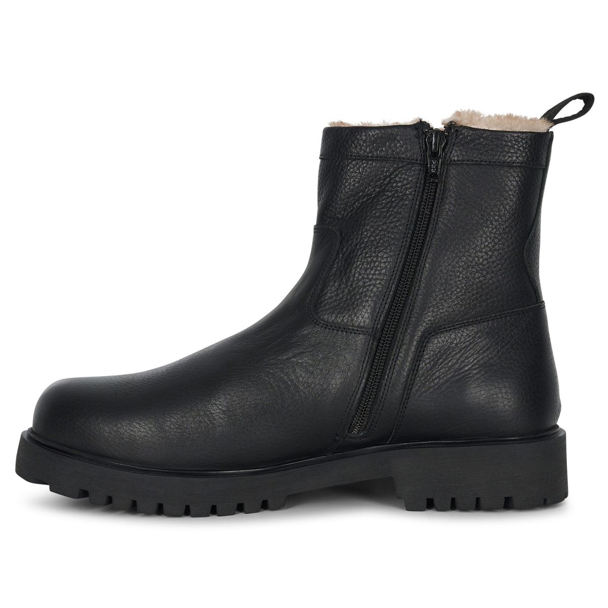 Gekörnte Lederstiefel mit Warmfutter