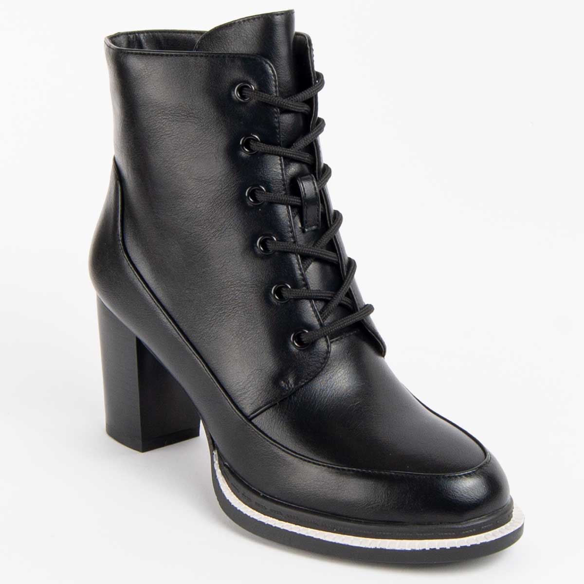 Schnürstiefelette mit Blockabsatz