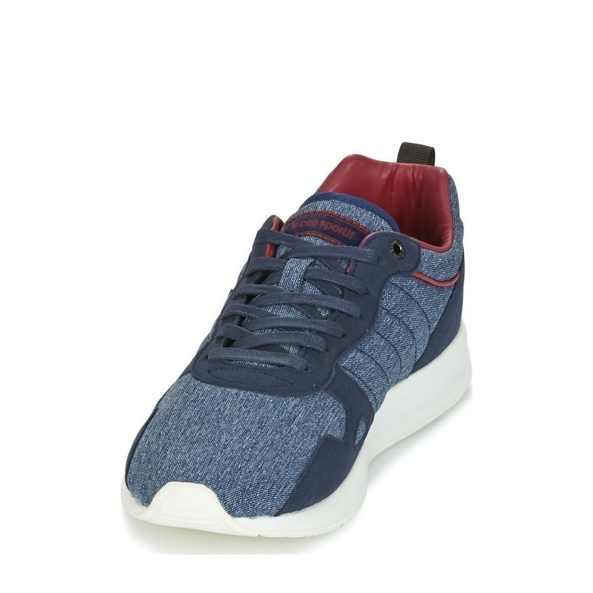 Klassische Textil- und Wildleder-Sneaker